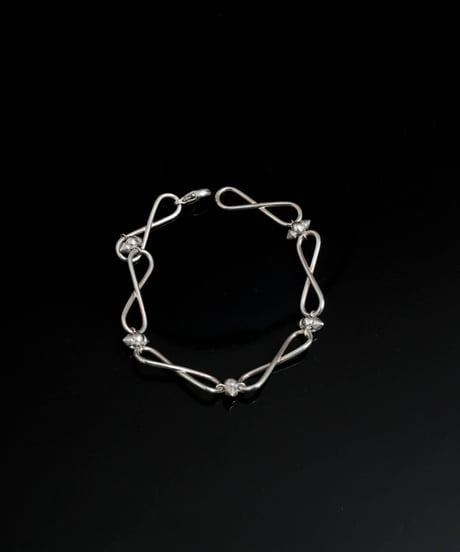 INFINITE STUDS BRACELET