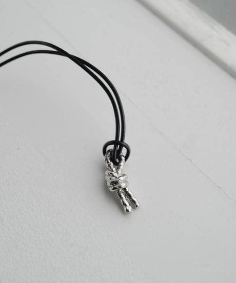 LEATHER CORD DOUBLE KNOT ORNAMENT