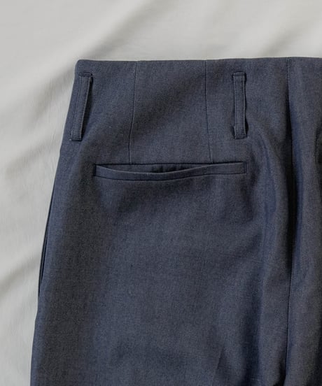 LUXURY MATERIAL BISHU WOOL TROUSERS