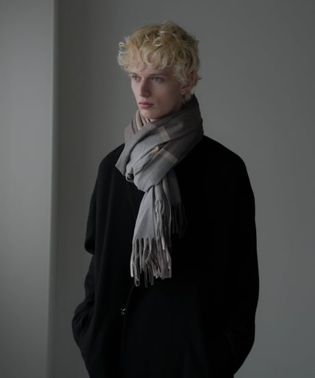 BRUSHED FRINGE STOLE