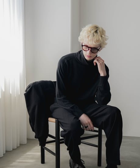 LUXURY MATERIAL Super160's / 140's BISHU WOOL TURTLENECK KNIT
