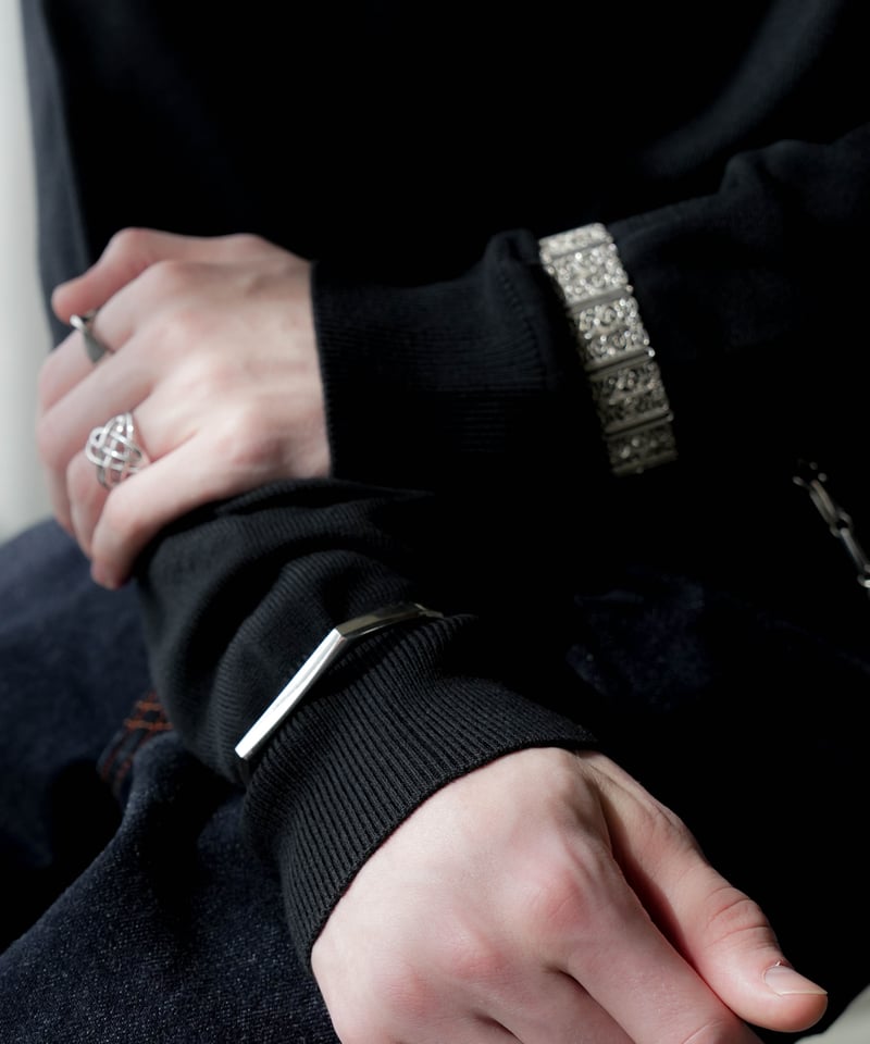 CTHY EDGE BANGLE | CTHY