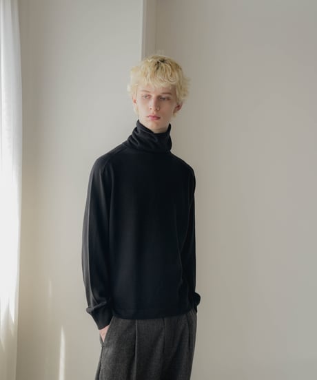 LUXURY MATERIAL Super160's / 140's BISHU WOOL TURTLENECK KNIT