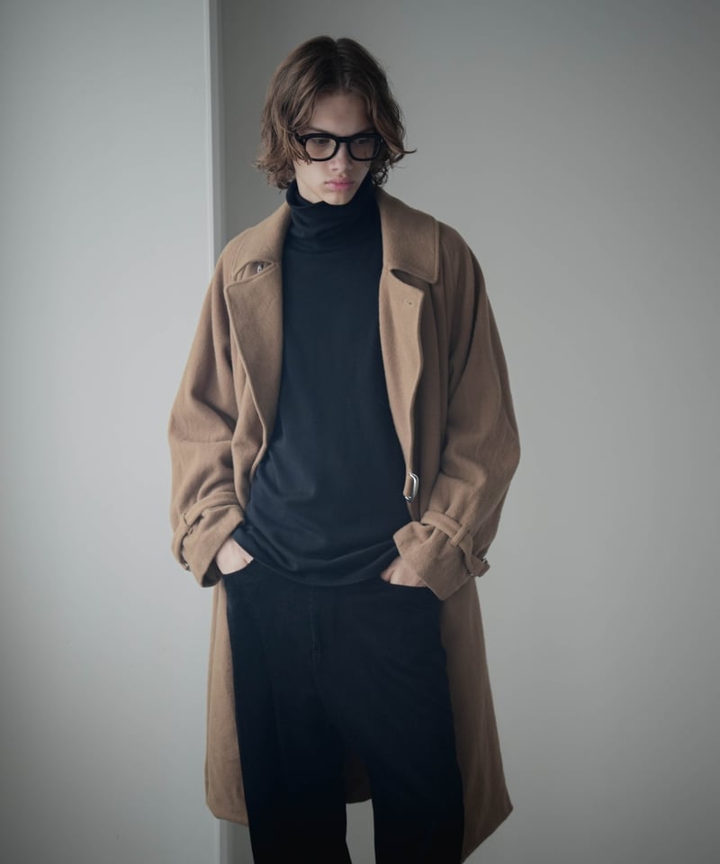 TIELOCKEN COAT by Super140’s Jackal WOOL Super140's Jackal SHRINK WOOL TIELOCKEN COAT |