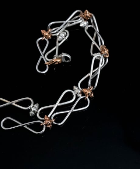INFINITE STUDS BRACELET