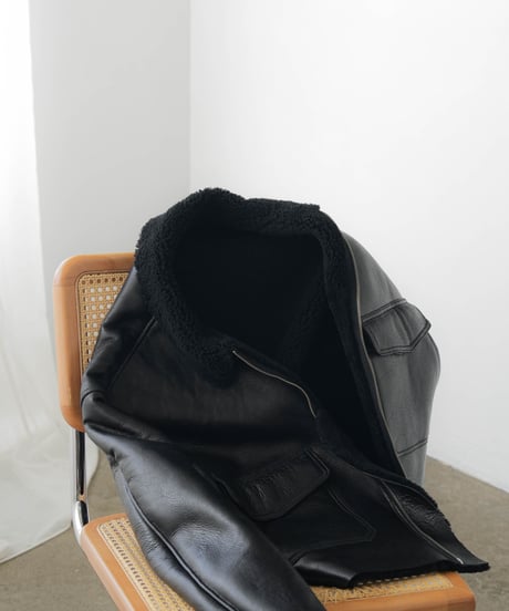 PREMIUM MATERIAL MOUTON JACKET