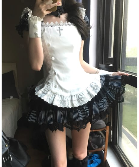 with PUJI / 月野 メイド風/ゴシック風 フライングスリーブ肩フリル エプロン [LO1638]