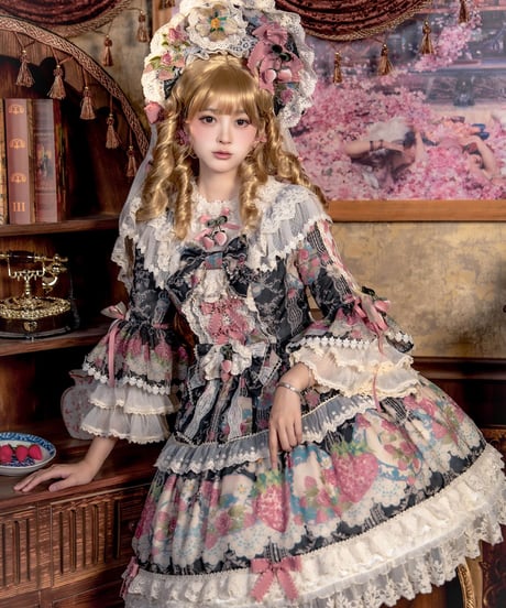 Bramble Rose / Porcelain Strawberry  ロリィタドレス set [LO1661]