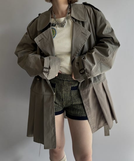 【RE;CIRCLE】 RE Pleated Hem Trench Coat  / 261015-025