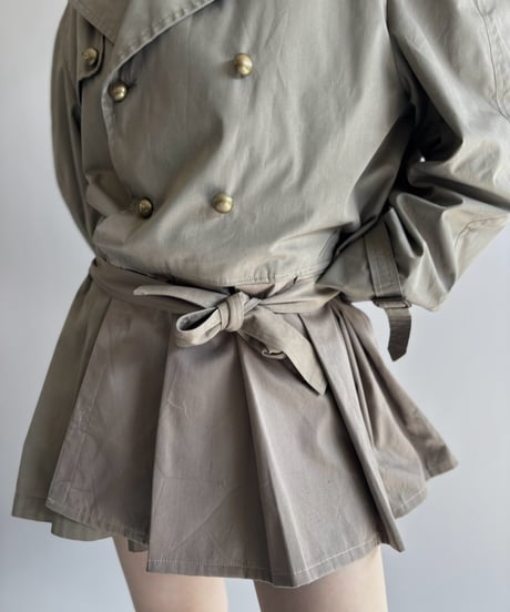 【RE;CIRCLE】 RE Pleated Hem Trench Coat  / 261015-025