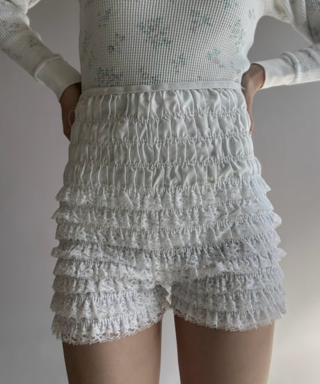【USED】 Frill Under Short Pants / 261024-028