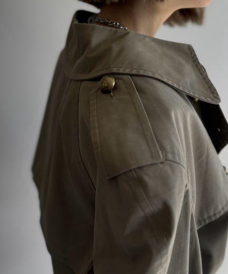 【RE;CIRCLE】 RE Pleated Hem Trench Coat  / 261015-025