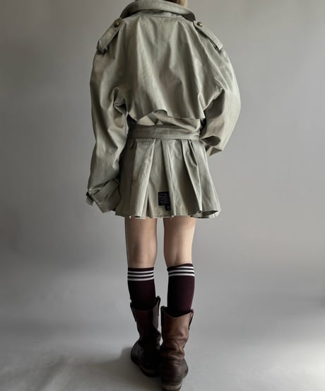 【RE;CIRCLE】 RE Pleated Hem Trench Coat  / 261019-029