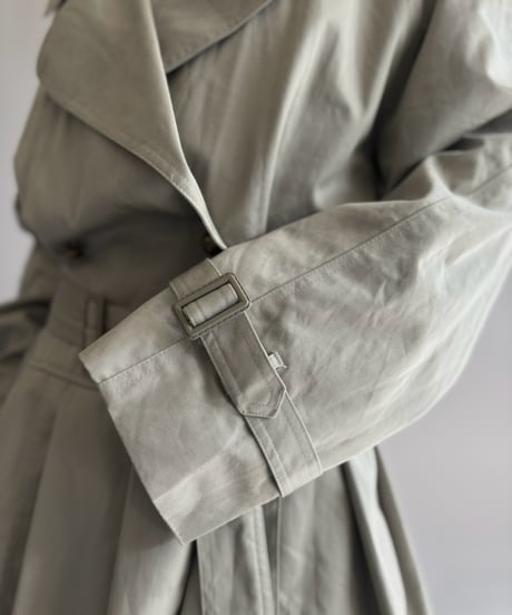 【RE;CIRCLE】 RE Pleated Hem Trench Coat  / 261019-029