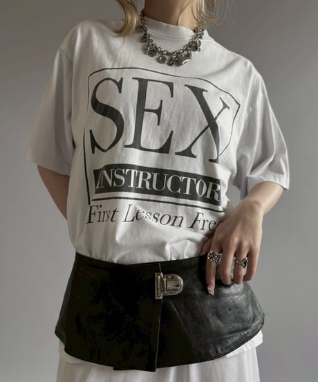 【USED】SEX INSTRUCTOR T-Shirt/ 260711-007