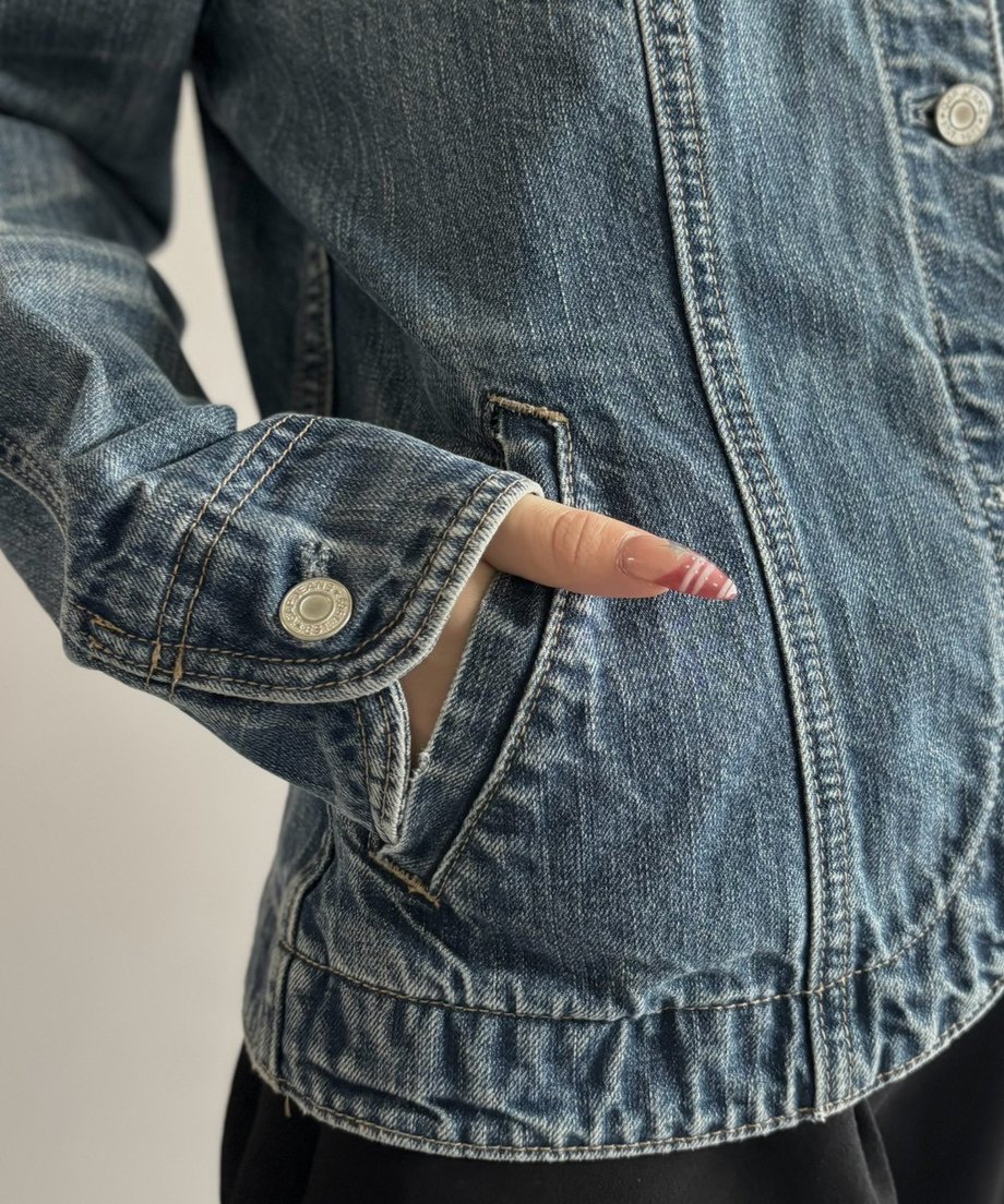 6ac5c8ee21203f0baea1b959