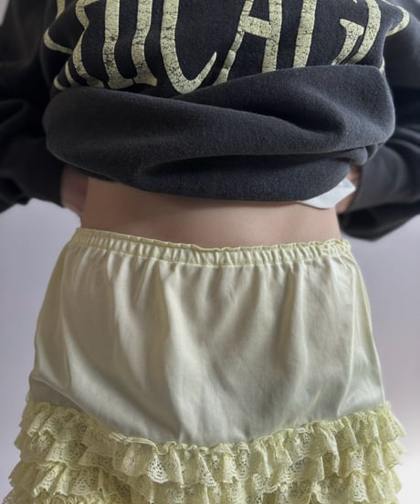 【USED】 Frill Under Short Pants / 261024-015