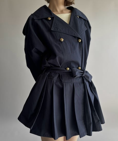 【RE;CIRCLE】 RE Pleated Hem Trench Coat  / 261019-026