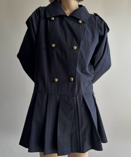 【RE;CIRCLE】 RE Pleated Hem Trench Coat  / 261019-026