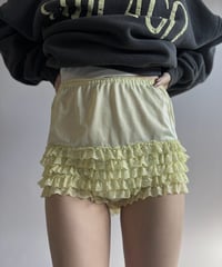 【USED】 Frill Under Short Pants / 261024-015