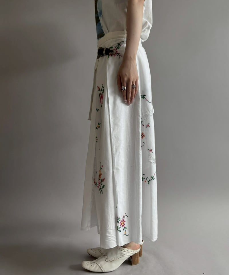 Chinatsu Aoyama】 RE The Home Makers Skirt / 26