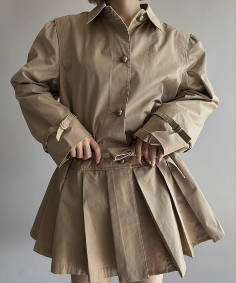 【RE;CIRCLE】 RE Pleated Hem Trench Coat  / 261019-028