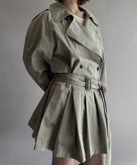 【RE;CIRCLE】 RE Pleated Hem Trench Coat  / 261019-029