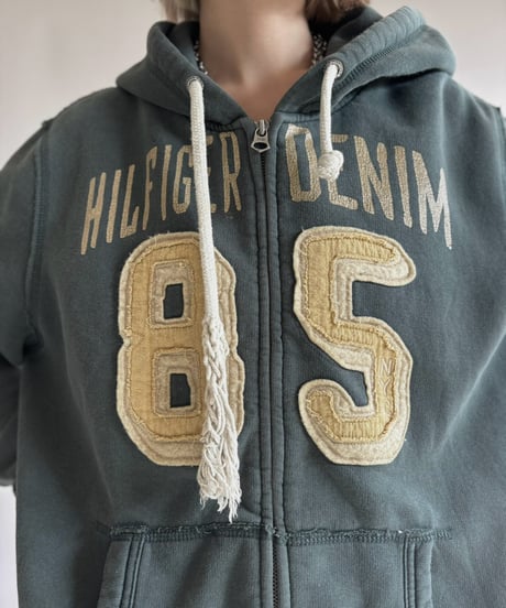 【USED】 HILFIGER DENIM Numbering Patch Zip-Up Hoodie / 261024-029