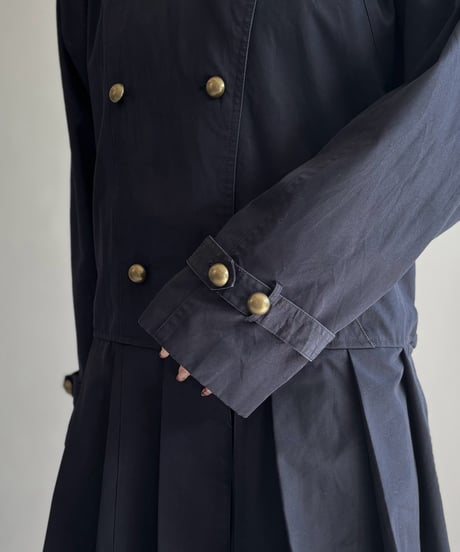 【RE;CIRCLE】 RE Pleated Hem Trench Coat  / 261019-026