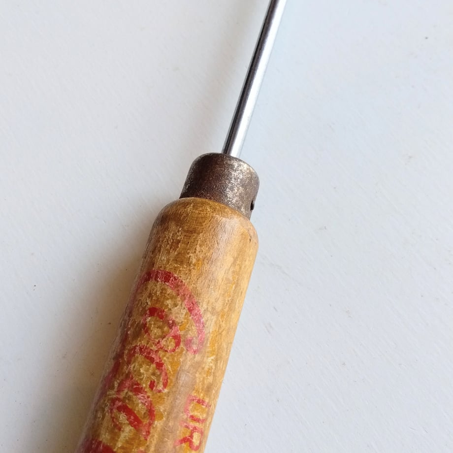 6a587fe53cc5522cb33154db