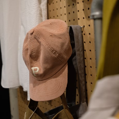 UNIVERSAL PRODUCTS ユニバーサルプロダクツ "6P LOGO CAP"