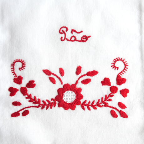 ヴィアナ・ド・カステロ刺繍のパン袋（椿／赤）