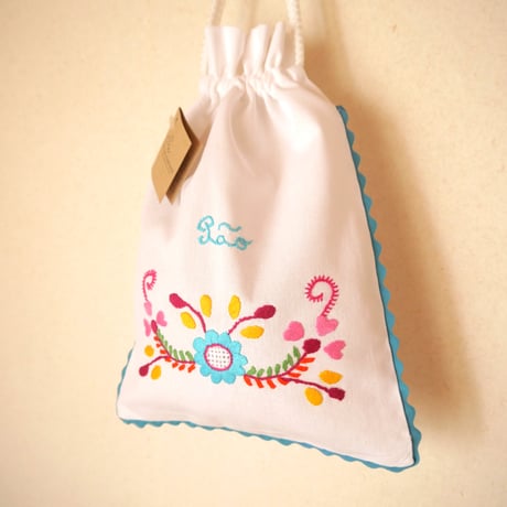 ヴィアナ・ド・カステロ刺繍のパン袋（椿／水色）