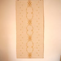 メジオの村のコットンラグ／黄色の小花