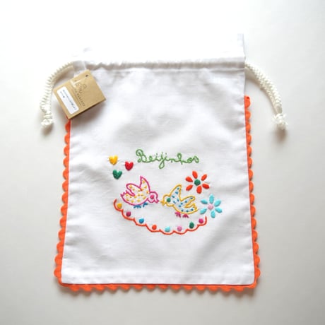 恋人たちのハンカチ刺繍のパン袋（鳩／オレンジ）