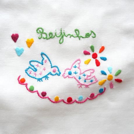 恋人たちのハンカチ刺繍のパン袋（鳩／ローズピンク）