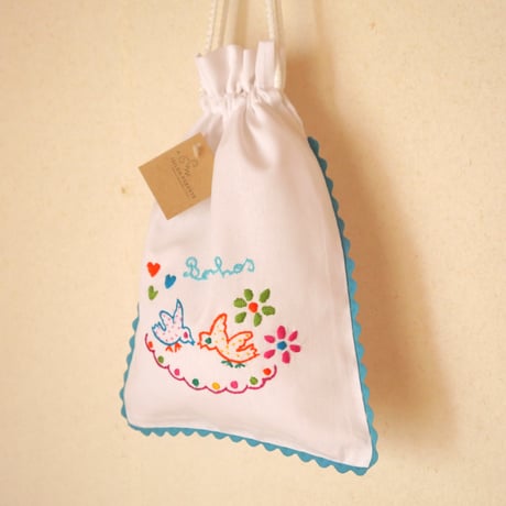 恋人たちのハンカチ刺繍のパン袋（鳩／水色）