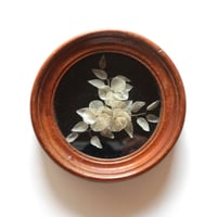 魚のうろこの花（ヴィンテージ）　丸い額