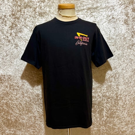 INNOUT BURGER California Tシャツ