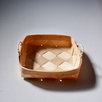 エストニアの手付きかごトレー(正方形)