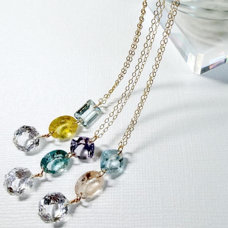 Three gemstones/14kgfネックレス