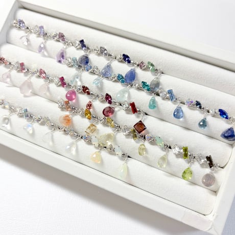 coffret gemstones/イヤーカフ
