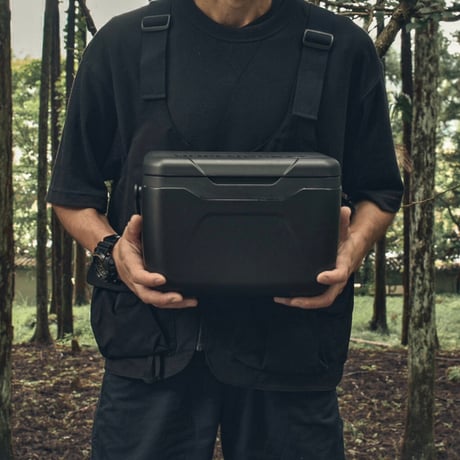 廃盤 新品 希少 クーラーボックス 5.5L 黒 小型 保冷剤付き