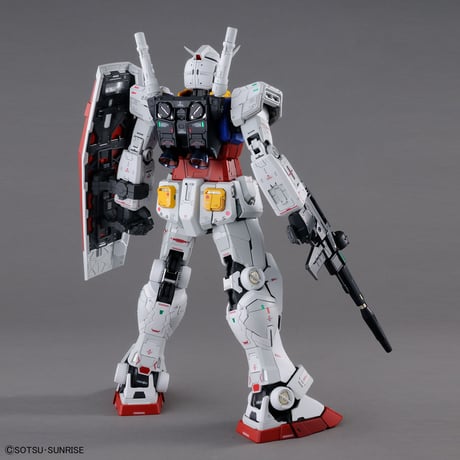 PG UNLEASHED 1:60 RX-78-2 ガンダム