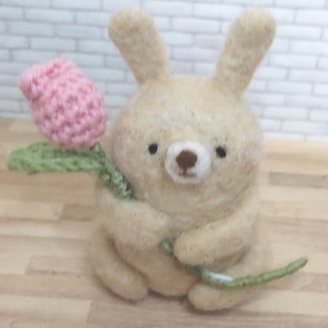 ni*co*  / チューリップとうさぎの羊毛フェルト B