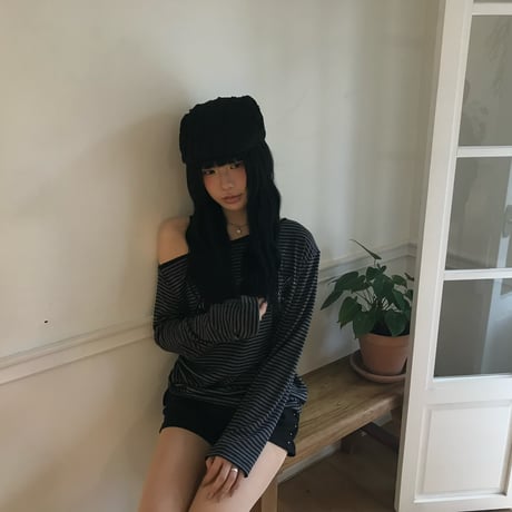 cross logo belt off shoulder tops