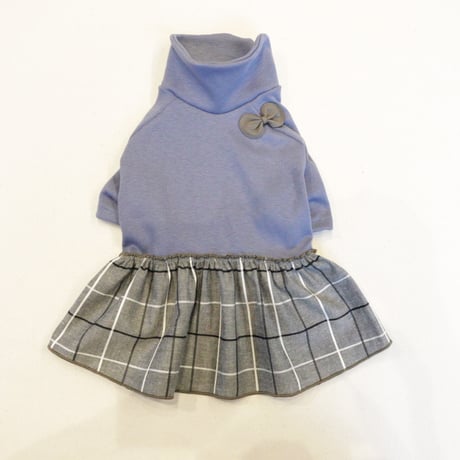 アイスブルー×ダークグレーチェックのワンピース