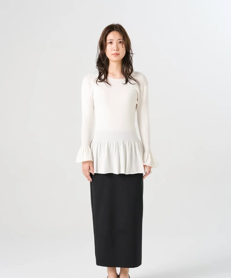 TORRAZZO DONNA フローラルシアーフリルトップス　ホワイト　美品★ torrazzo donna（トラッゾドンナ）】フリルニットトップス | nulla online