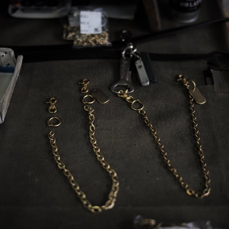 WALLET CHAIN
