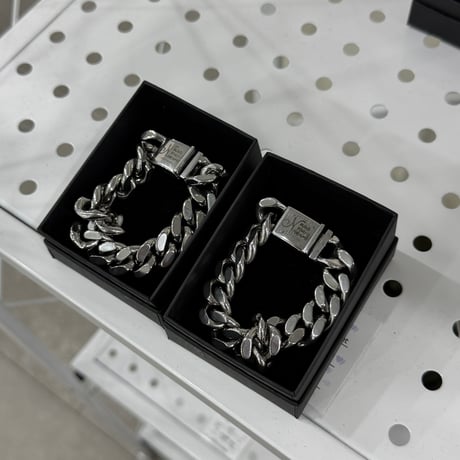 logo plate bracelet